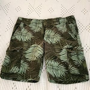 Men's Tropical Cargo Shorts